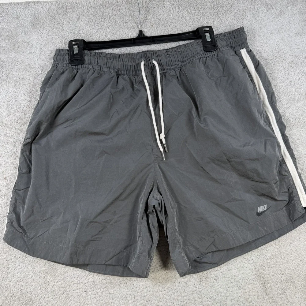 Nike Shorts Mens Large Grey Sportswear Style Essentials Woven Track Drawstring